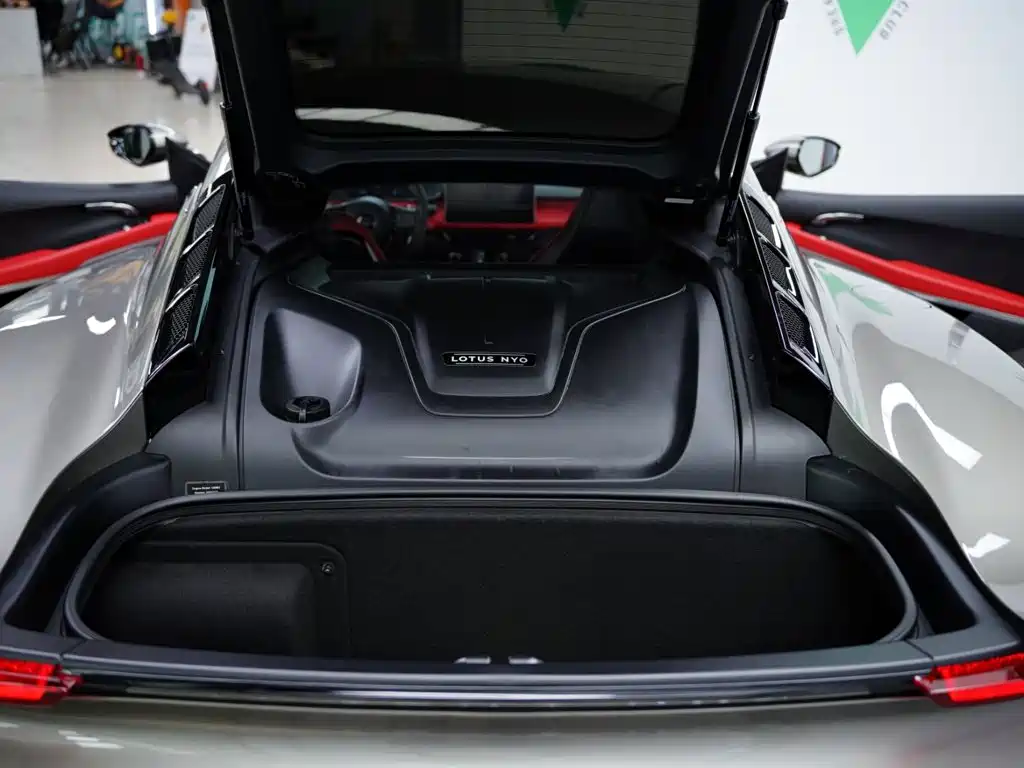 Lotus Emira — миниатюра 39