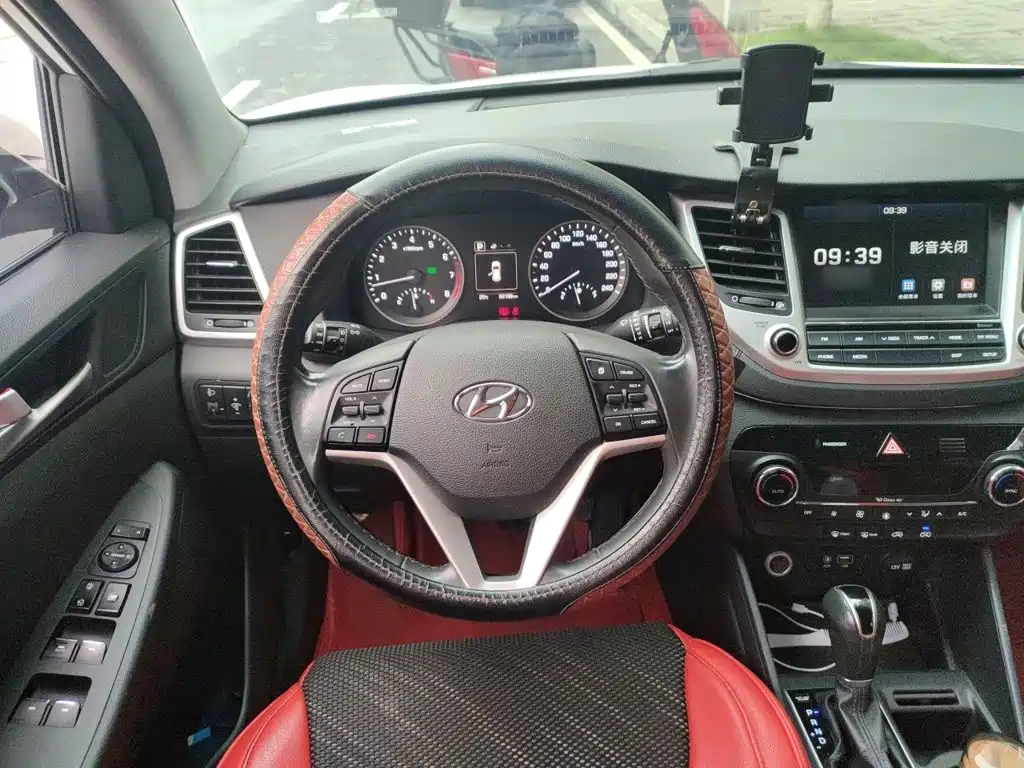 Hyundai Tucson — миниатюра 6
