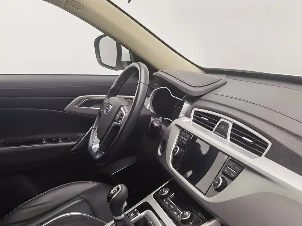 Geely Boyue — миниатюра 22