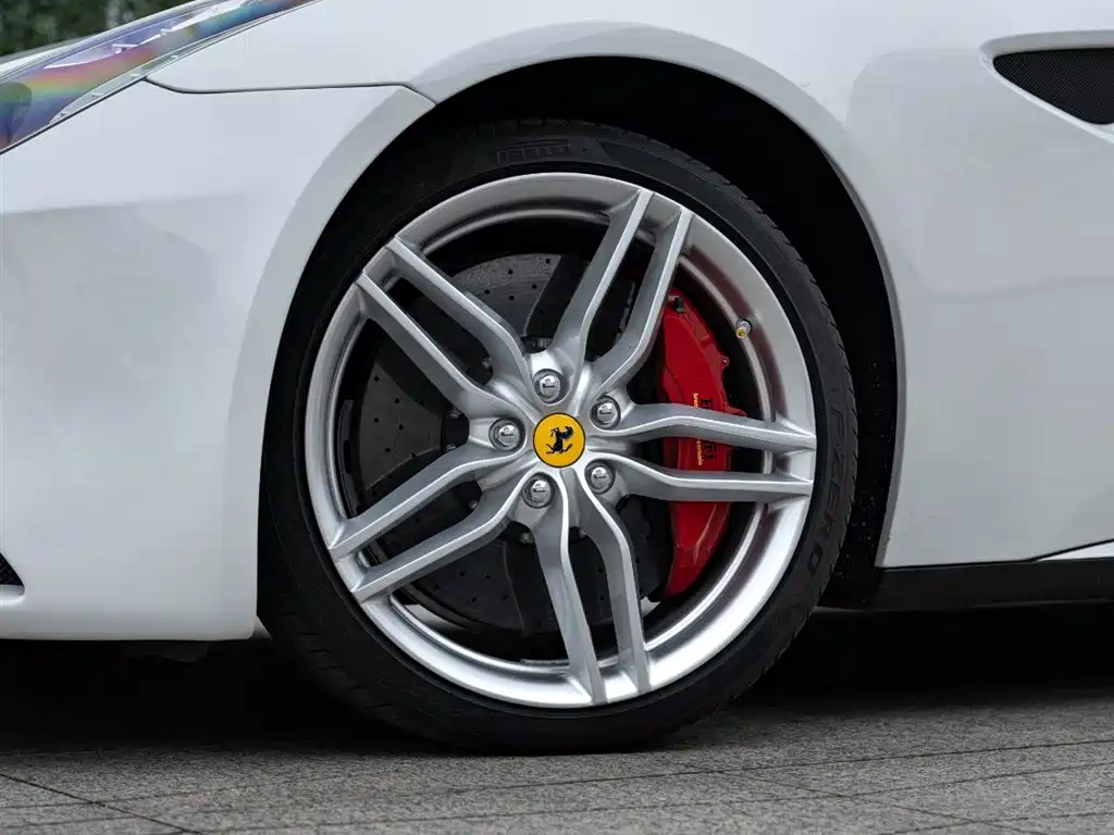 Ferrari FF 2012 6.3L V12