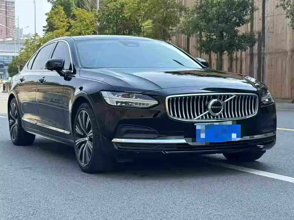 Volvo S90 — миниатюра 3