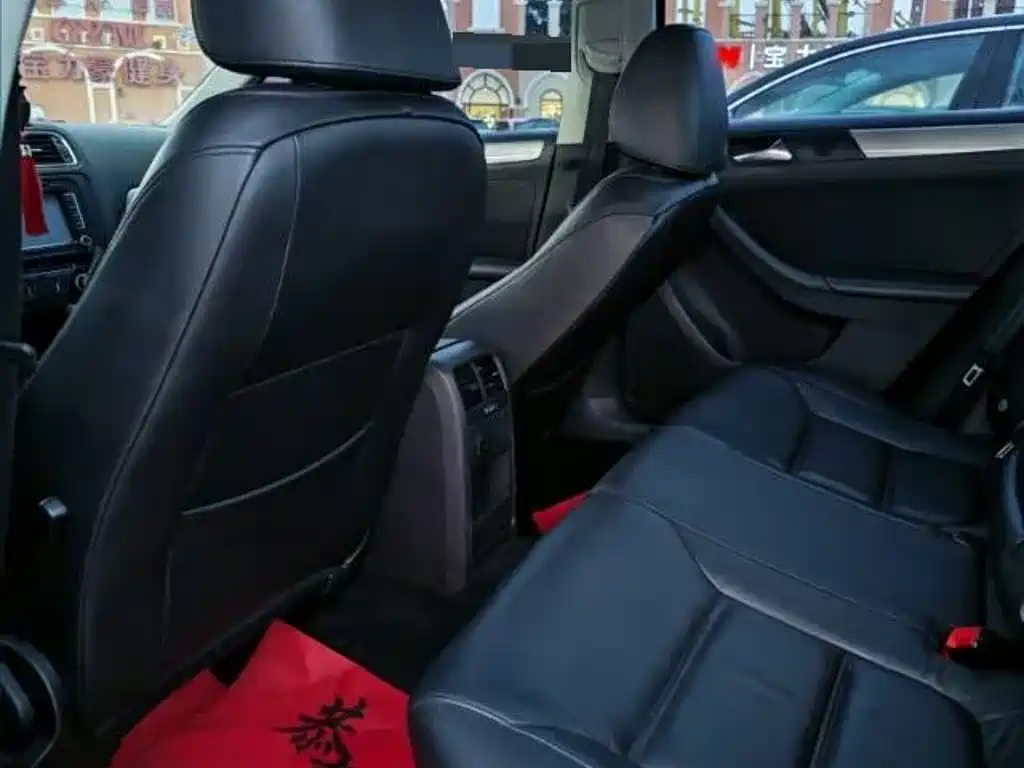 Volkswagen Sagitar — миниатюра 8