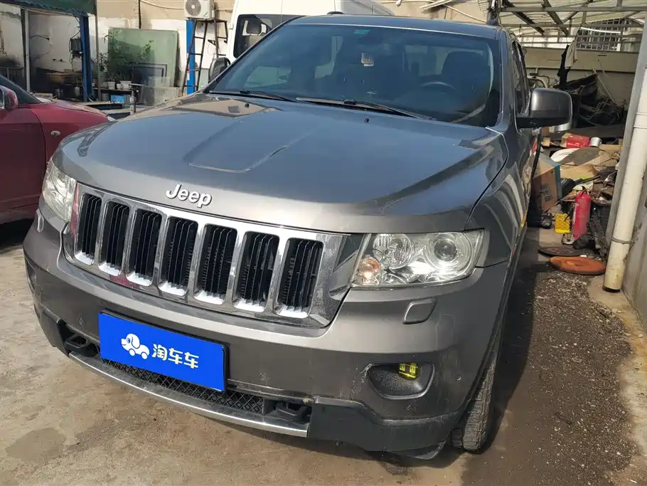 Купить Jeep Grand Cherokee (Import)