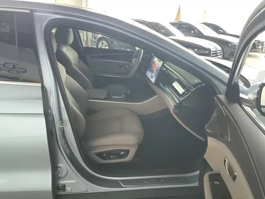 BYD Han — миниатюра 8