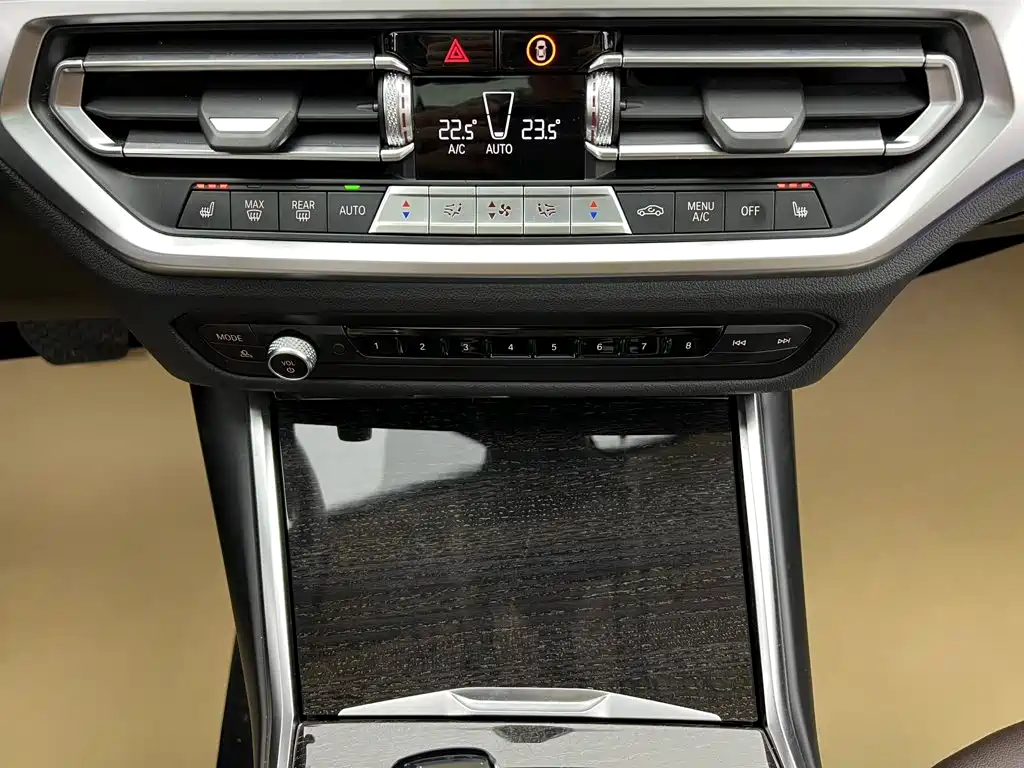 BMW 3 Series — миниатюра 24