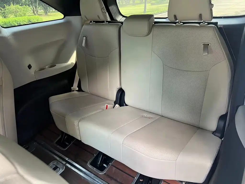 Toyota Sienna 2021 2.5L Luxury