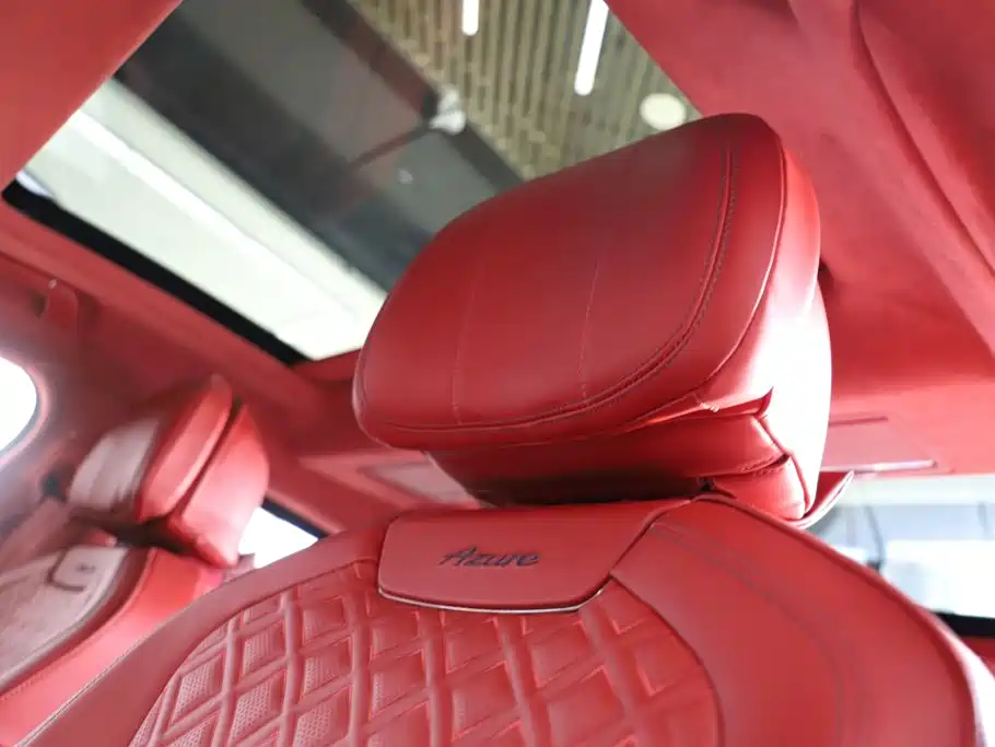 Bentley Flying Spur — миниатюра 24