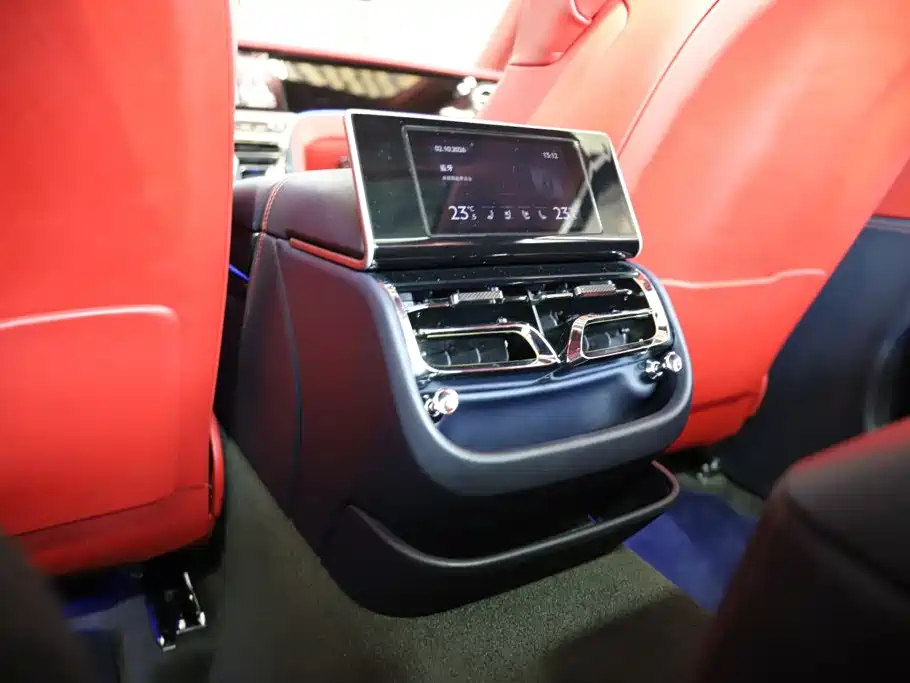 Bentley Flying Spur — миниатюра 16