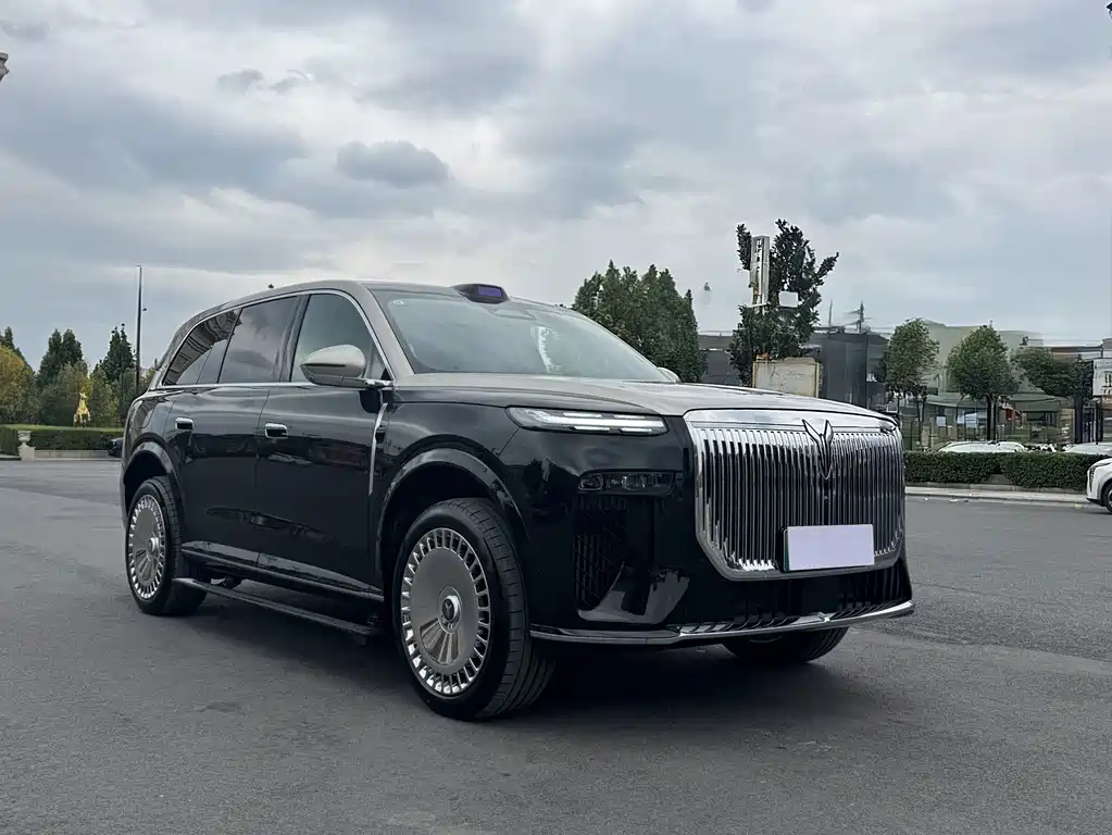 VOYAH Taishan — миниатюра 2