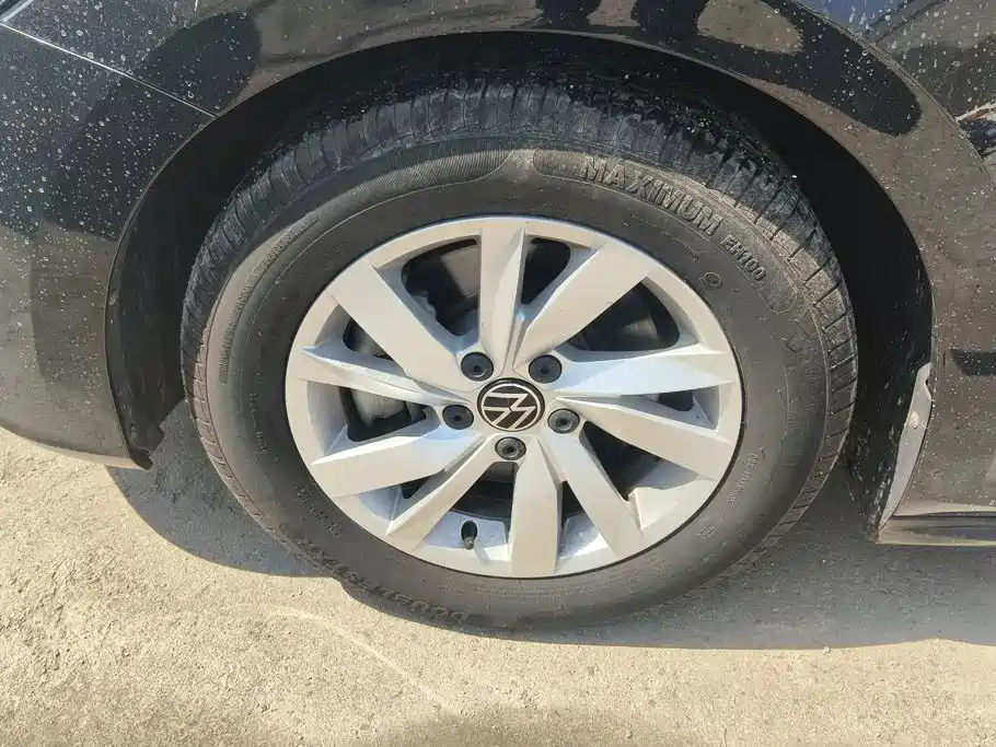 Volkswagen Passat — миниатюра 6