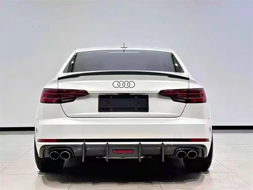 Audi A4L 2017 40 TFSI