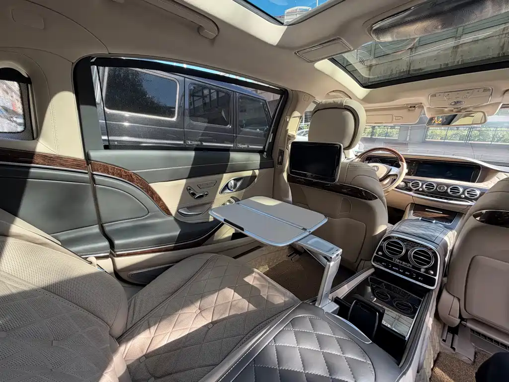Mercedes-Benz S-Class — миниатюра 18