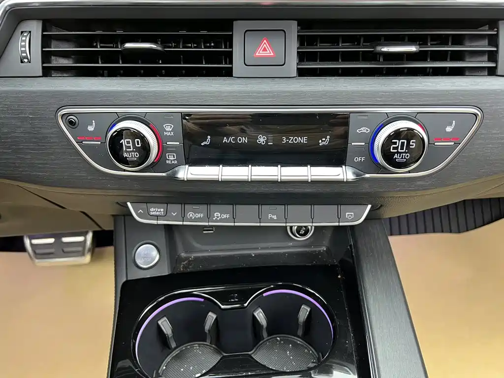 Audi A4L — миниатюра 25