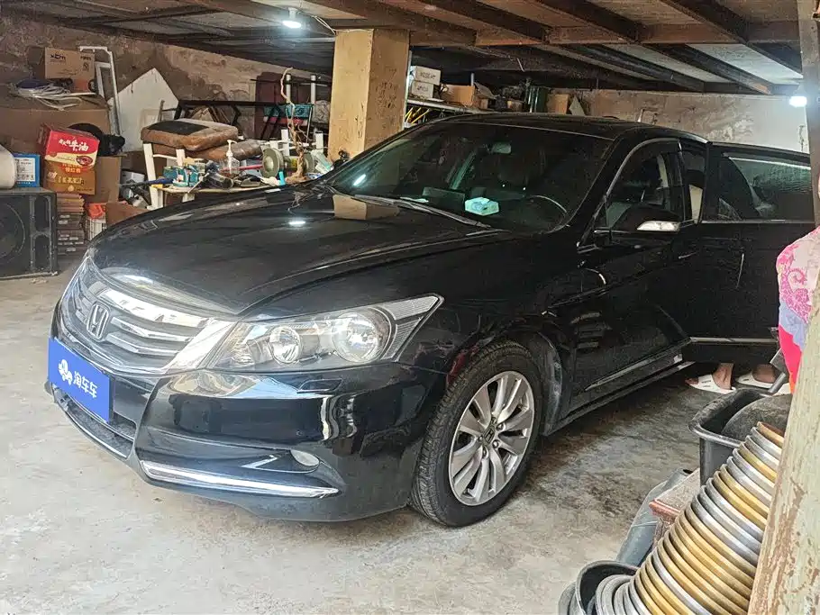 Купить Honda Accord
