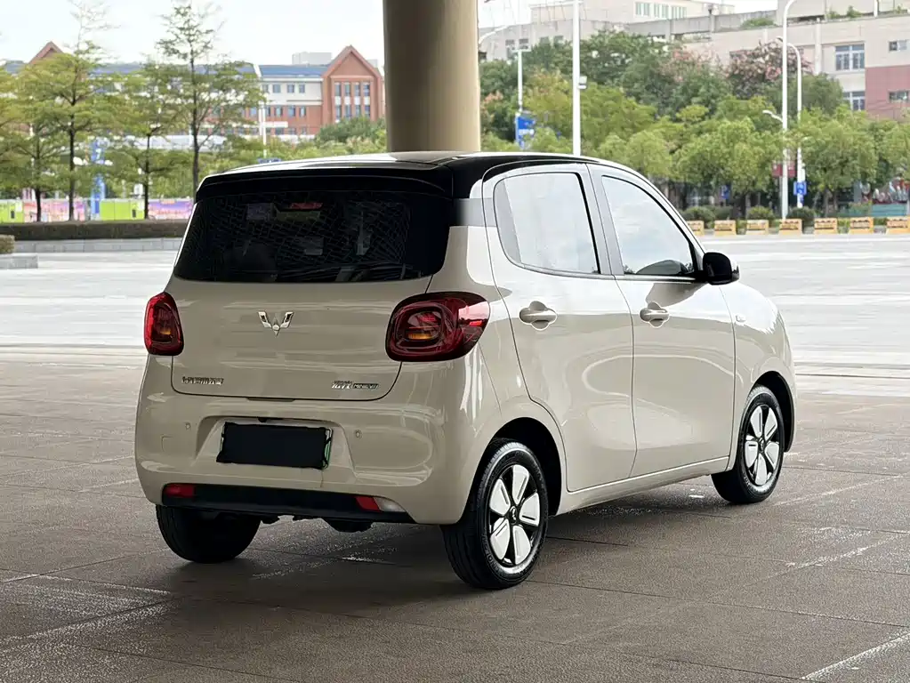 Wuling MINIEV — миниатюра 5