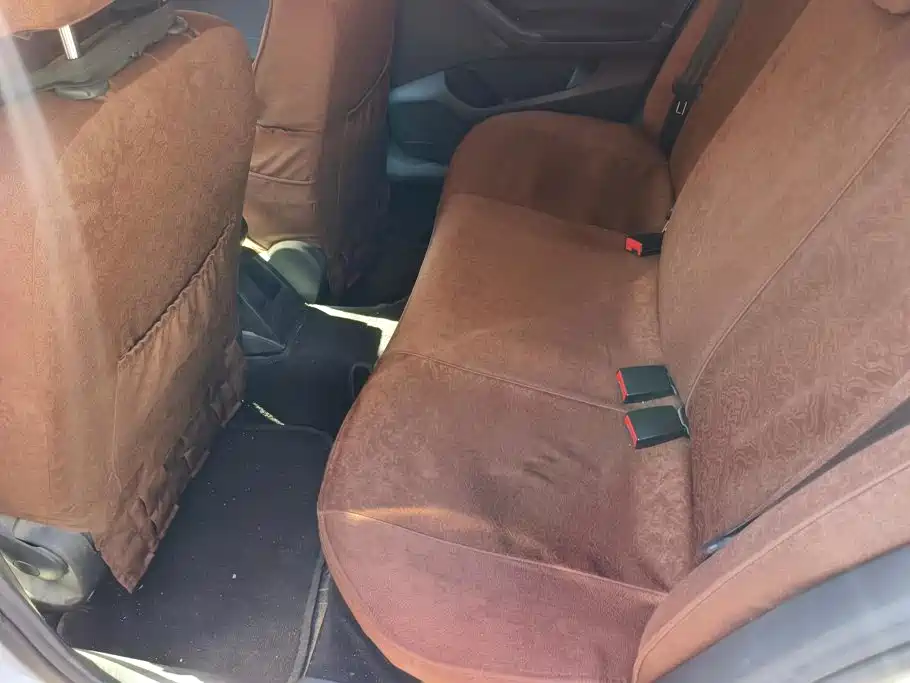 Volkswagen Jetta — миниатюра 11