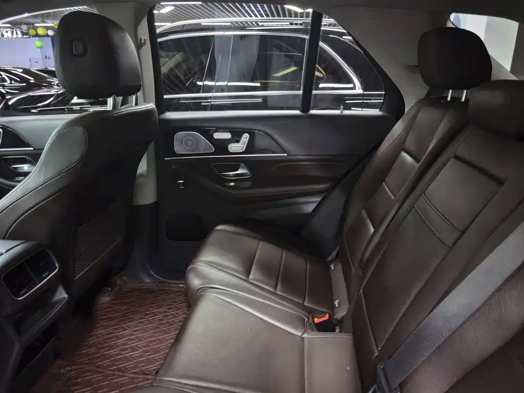 Mercedes-Benz GLE (Import) — миниатюра 14