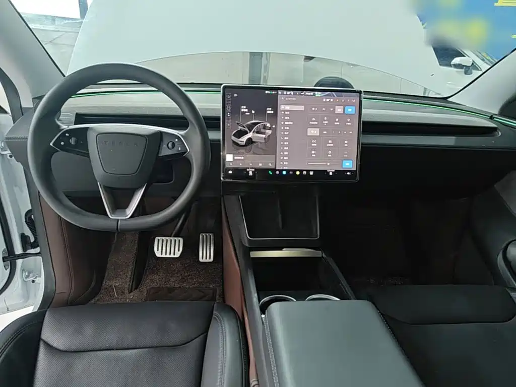 Tesla Model Y — фотографии объявления, Фото 10