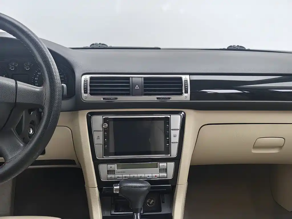 Volkswagen Passat Lingyu 1.8T Auto Premium Type, фото 12