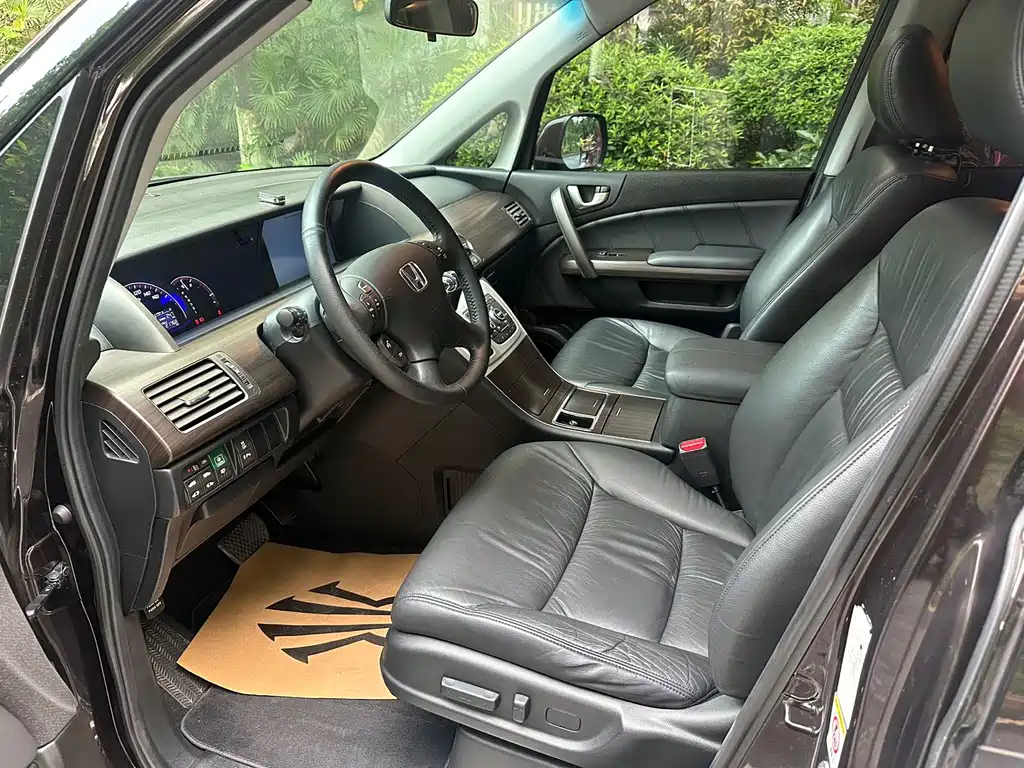 Honda Elysion 2012 2.4L VTi-S Luxury