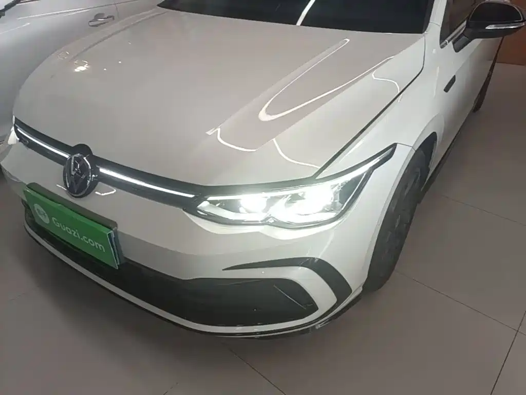 Volkswagen Golf — миниатюра 24