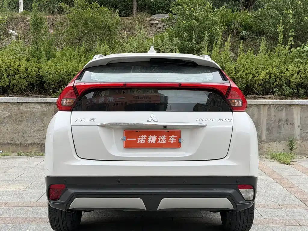 Mitsubishi Eclipse Cross — миниатюра 5