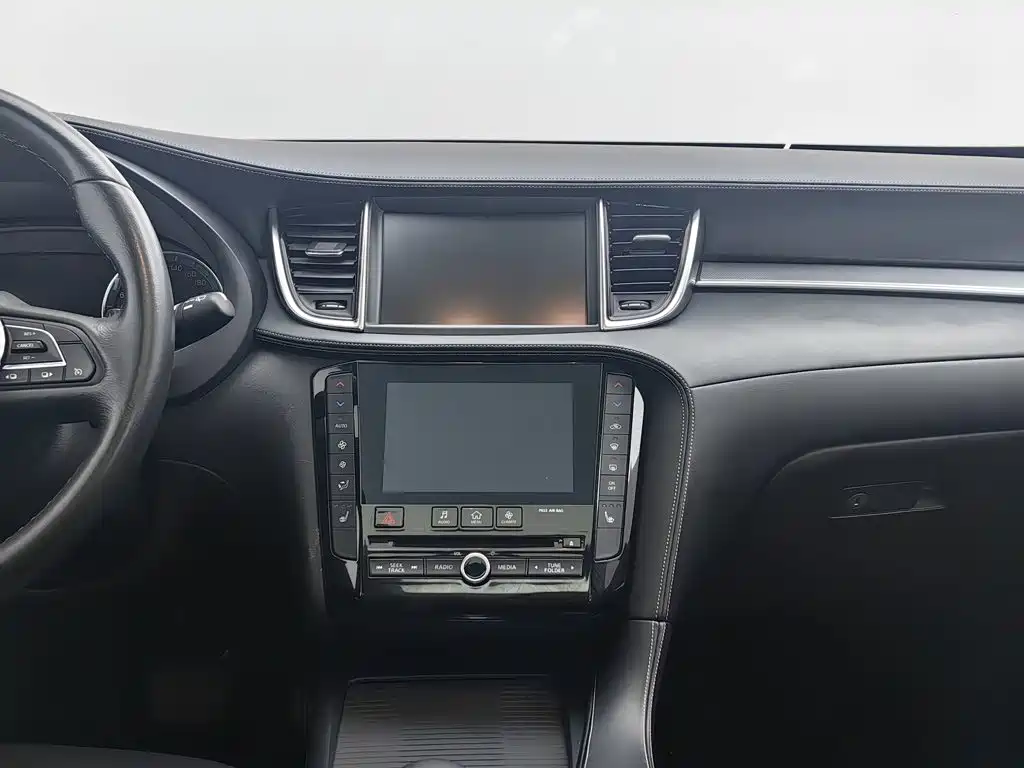 Infiniti QX50 — миниатюра 12