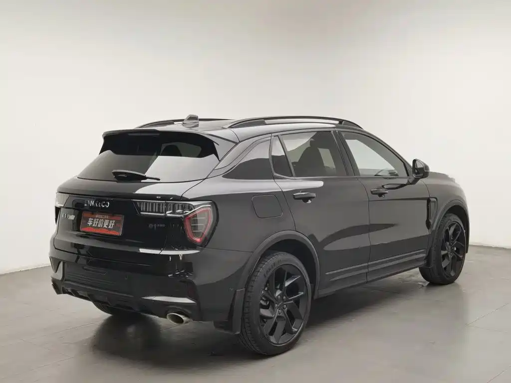 Lynk & Co 01 — миниатюра 2