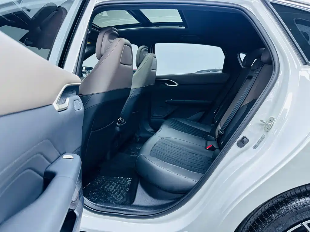 Changan Eado — миниатюра 9