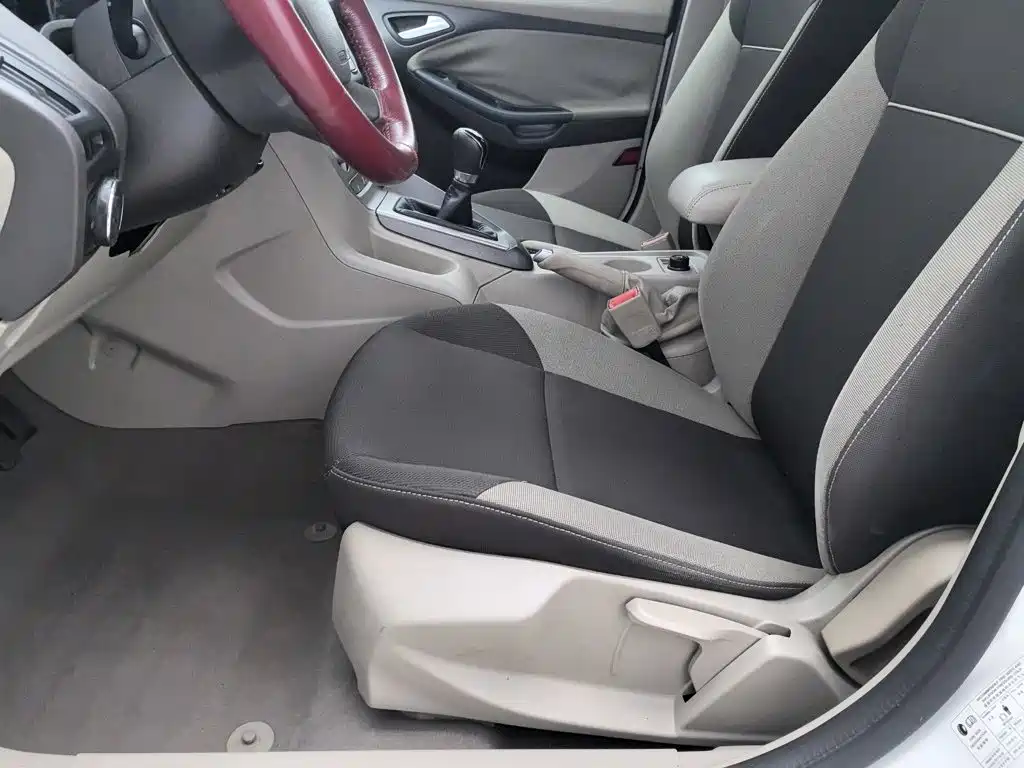 Ford Focus — миниатюра 20