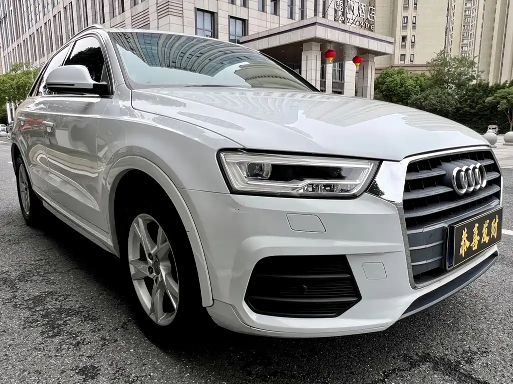 Audi Q3 — миниатюра 6