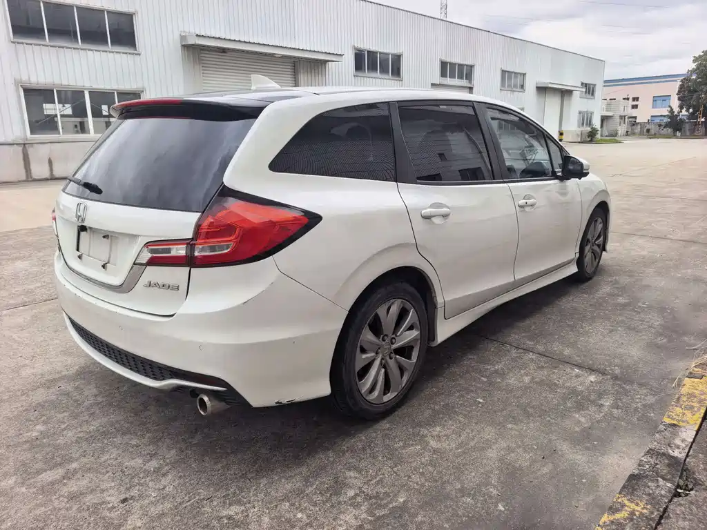 Honda Jade — миниатюра 9