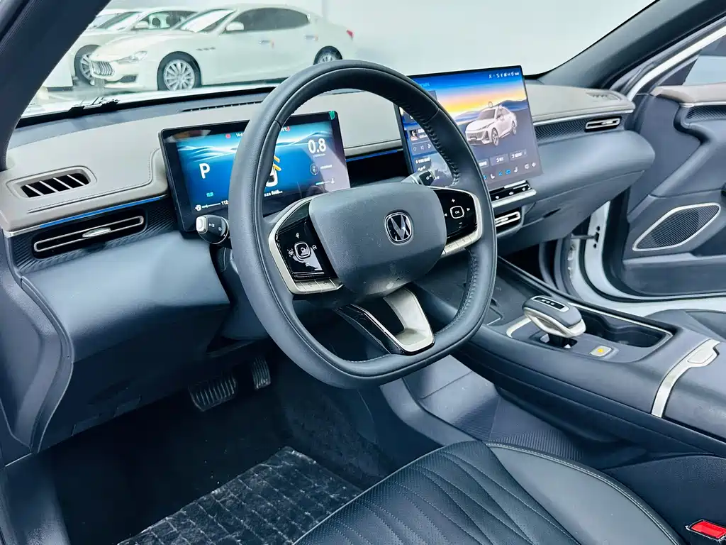 Changan Eado — миниатюра 5