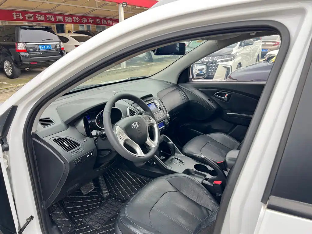Hyundai ix35 — миниатюра 9