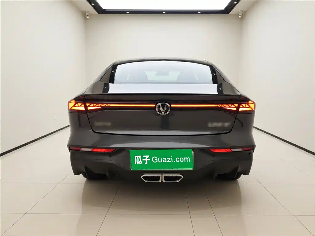 Changan UNI-V iDD 2024 iDD 136km