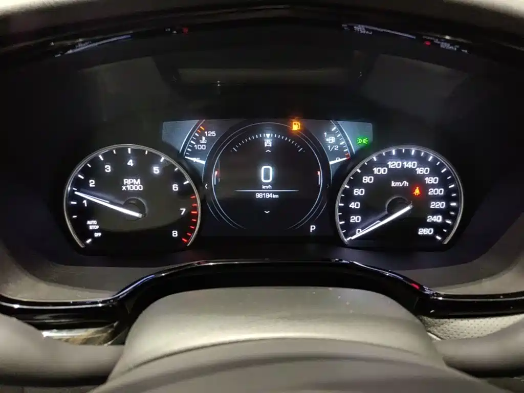 Cadillac XT5 — миниатюра 12