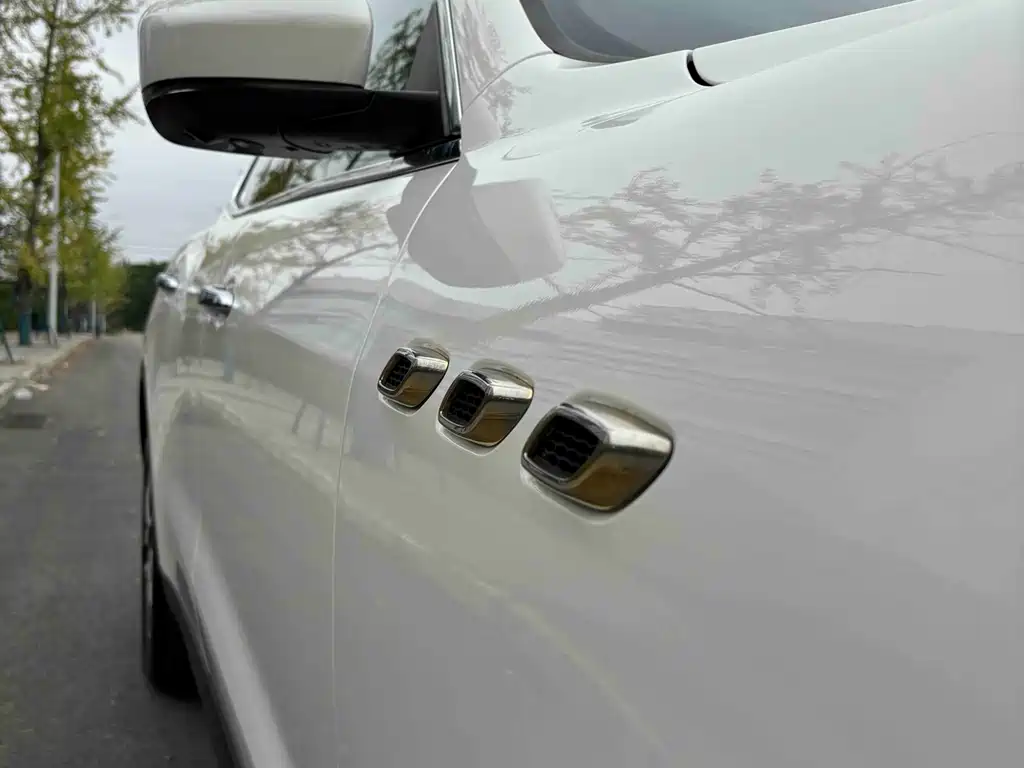 Maserati Levante — миниатюра 15