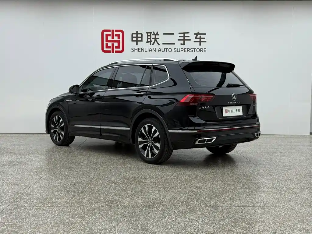 Volkswagen Tiguan L — миниатюра 2
