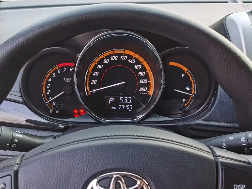 TOYOTA YARIS L ZHIXUAN