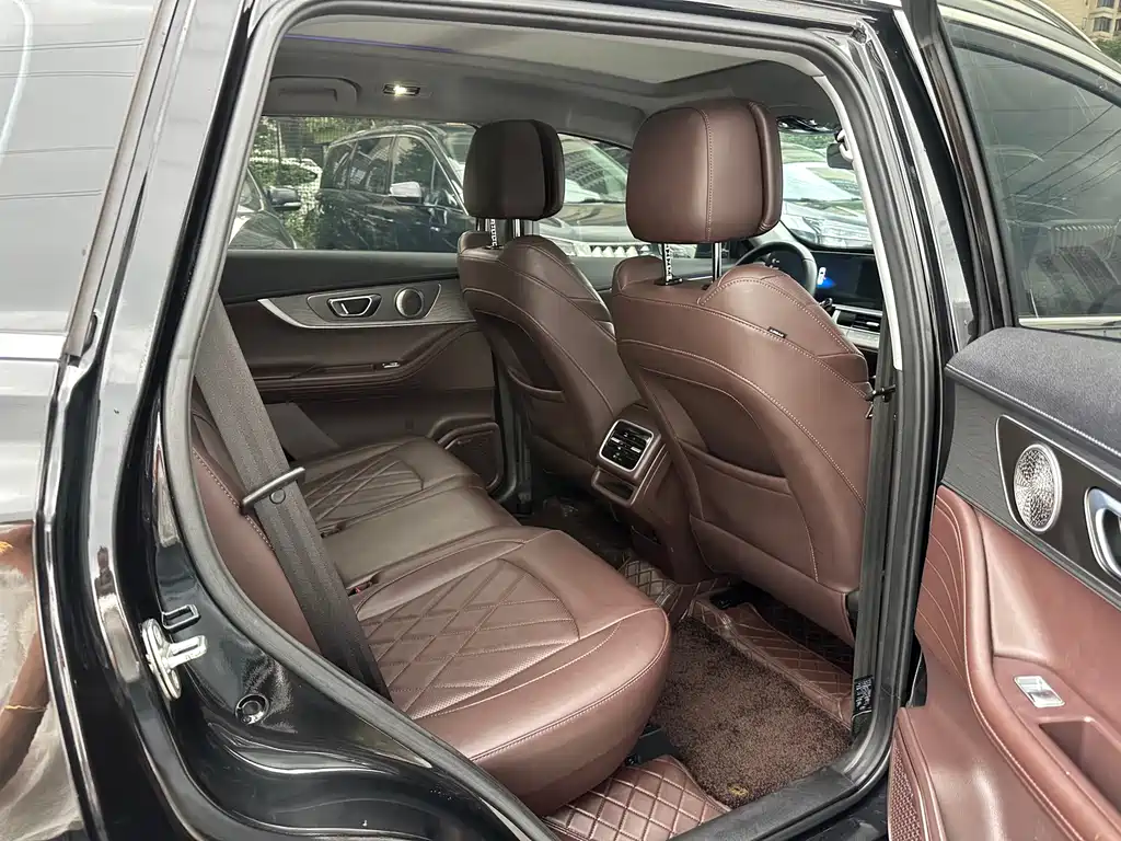 Chery Tiggo 8 PRO — миниатюра 5