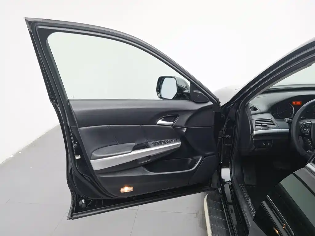 Honda Crosstour — миниатюра 8