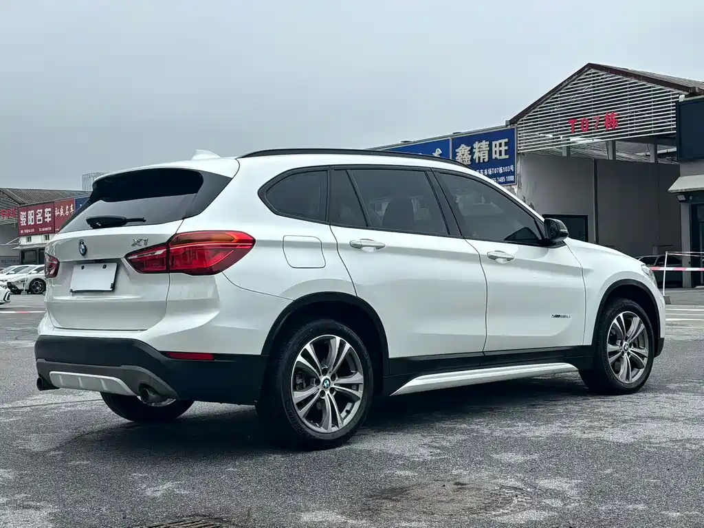 BMW X1 — миниатюра 7