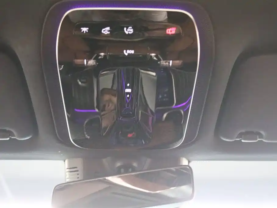 Mercedes-Benz GLC 2023 GLC 300 L 4MATIC 5 мест