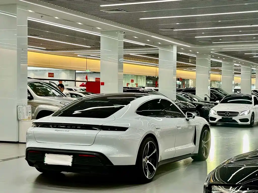 Porsche Taycan 2019 Taycan 4S