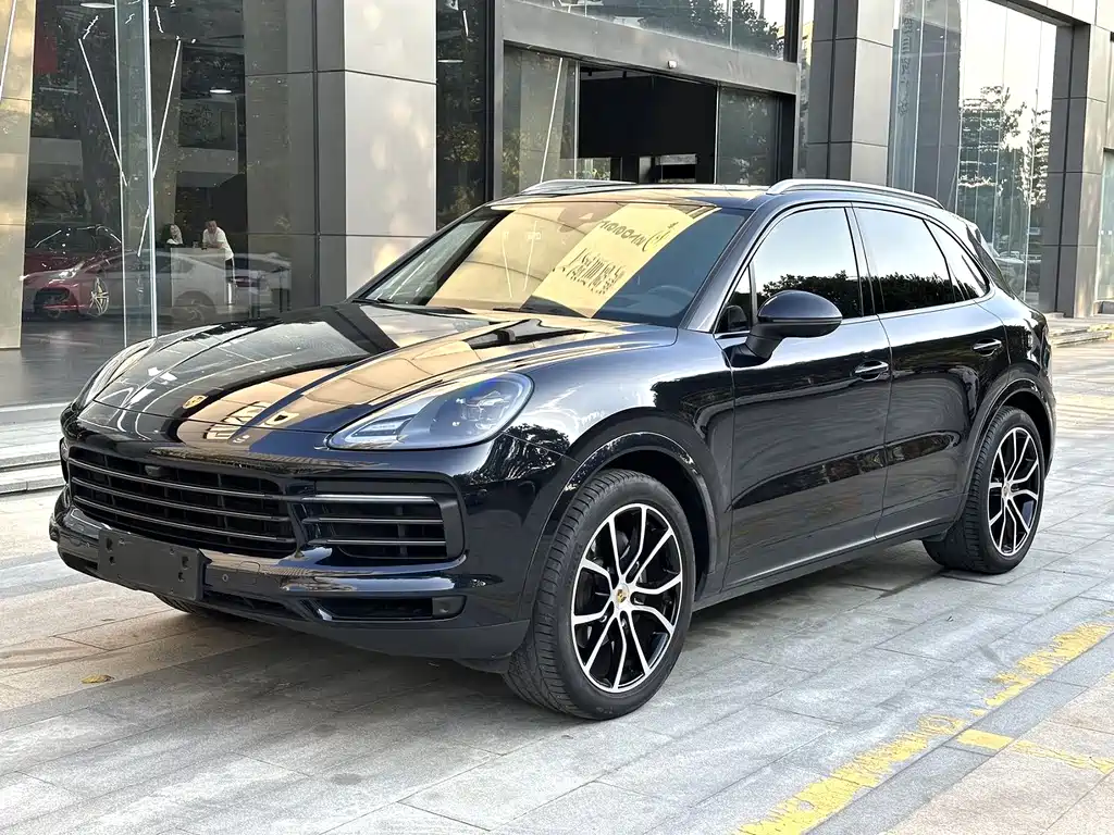 Porsche Cayenne 2023 Cayenne 3.0T Platinum Gold Edition