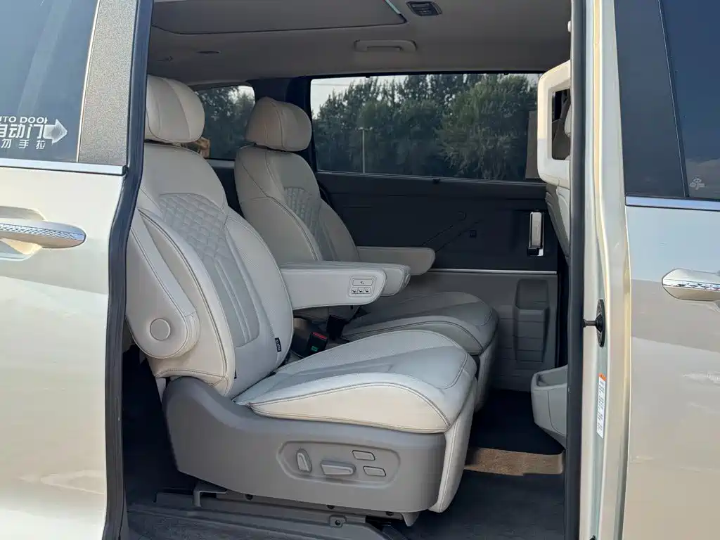 Hyundai Custo — миниатюра 26