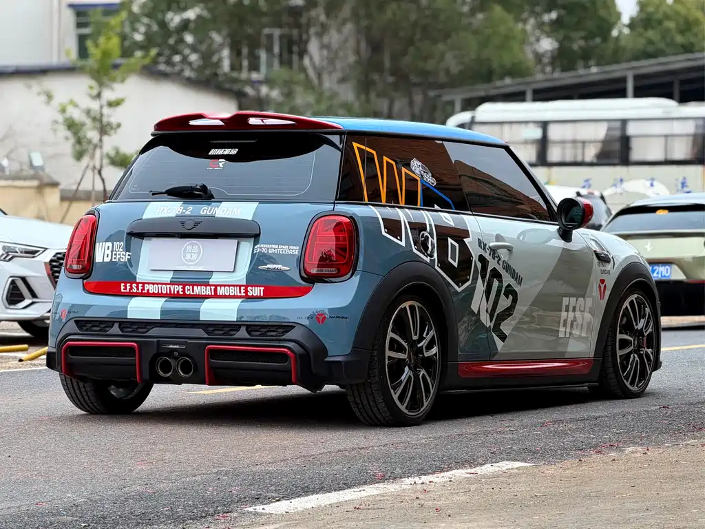 MINI JCW