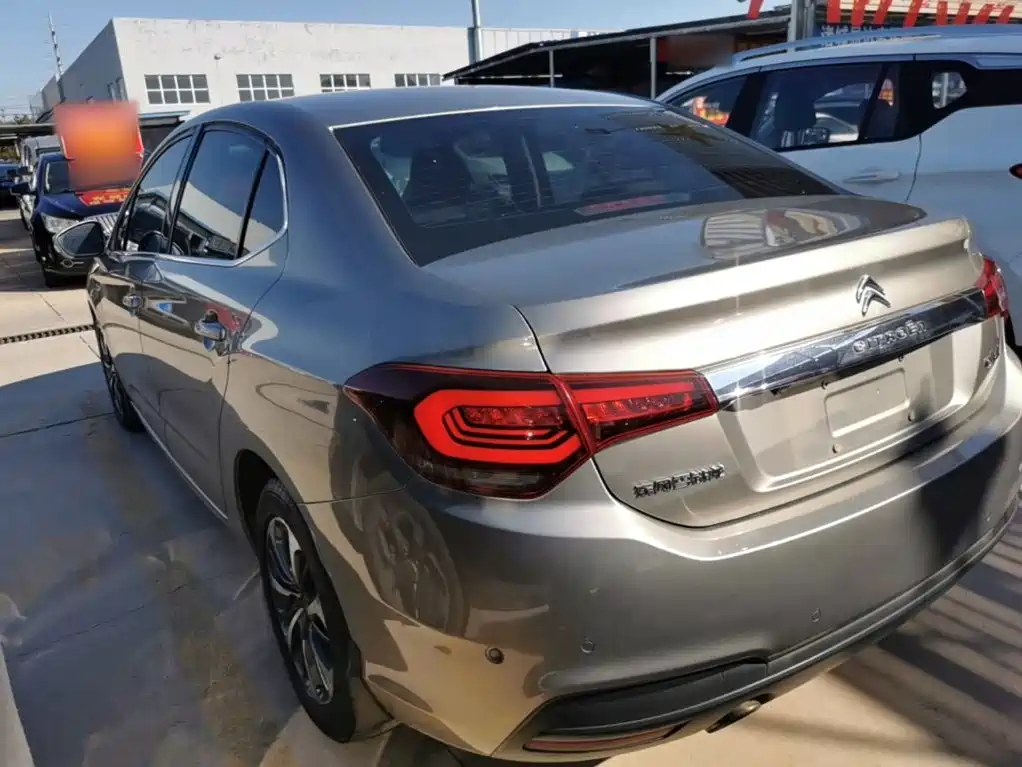 Citroen C4L — миниатюра 5
