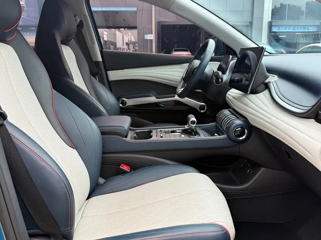 BYD Yuan Plus — миниатюра 7