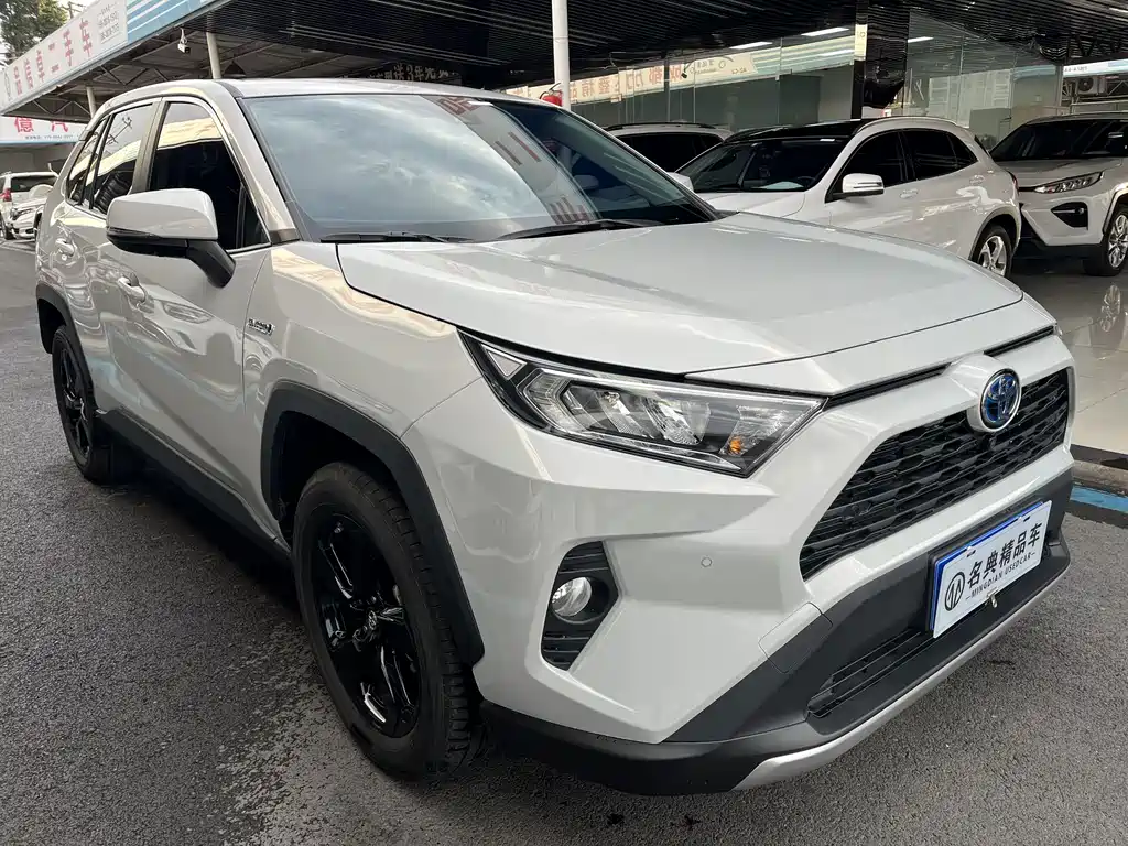 TOYOTA RAV4 RONGFANG